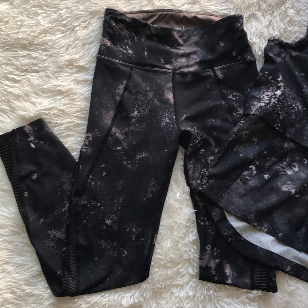Set:Nanette Lepore Sleeveless Layer Vest - Picture 16 of 16